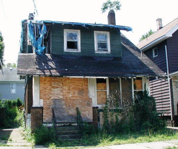 Caltagirone, Schwank announce $32,400 state grant to fight blight