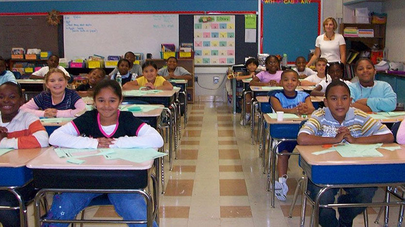 Plan to Reduce Standardized Testing Draws Praise