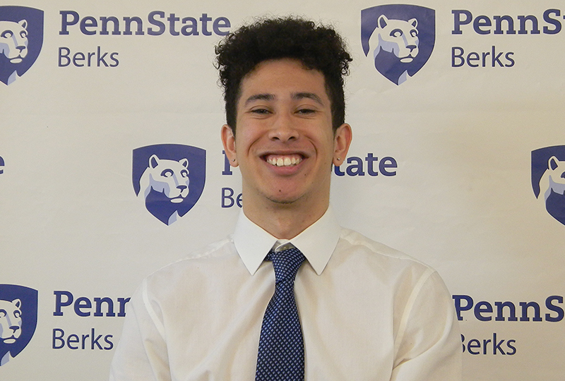 Chang receives Penn State Berks Walker Award