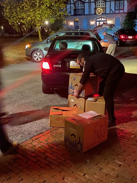 One Love Project Receives Nominations of Families in Need, Hands Out Thanksgiving Meals