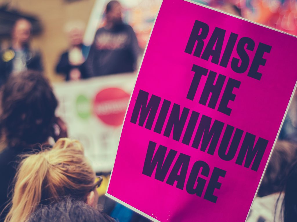 Report: Increasing Minimum Wage in PA and Beyond Would Help Rebuild Economy