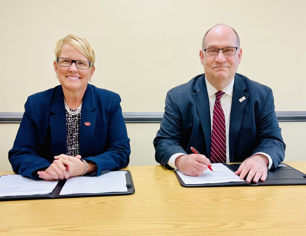 RACC, KU Sign B.S. Physics: Engineering Technology Dual Admissions Transfer Agreement