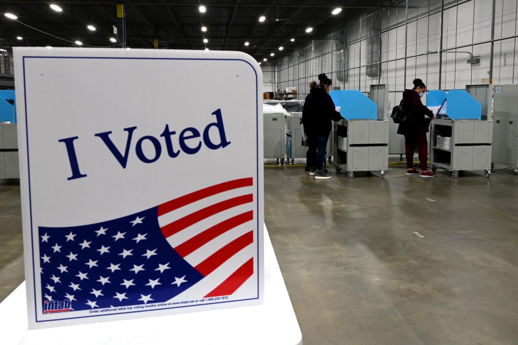 Pensilvania Día de las Elecciones 2022: Una guía completa incluyendo cómo votar, encontrar su lugar de votación, y entender la papeleta de voto por correo