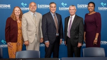 Alvernia Enters Dual Admissions Transfer Agreement with Luzerne County Community College