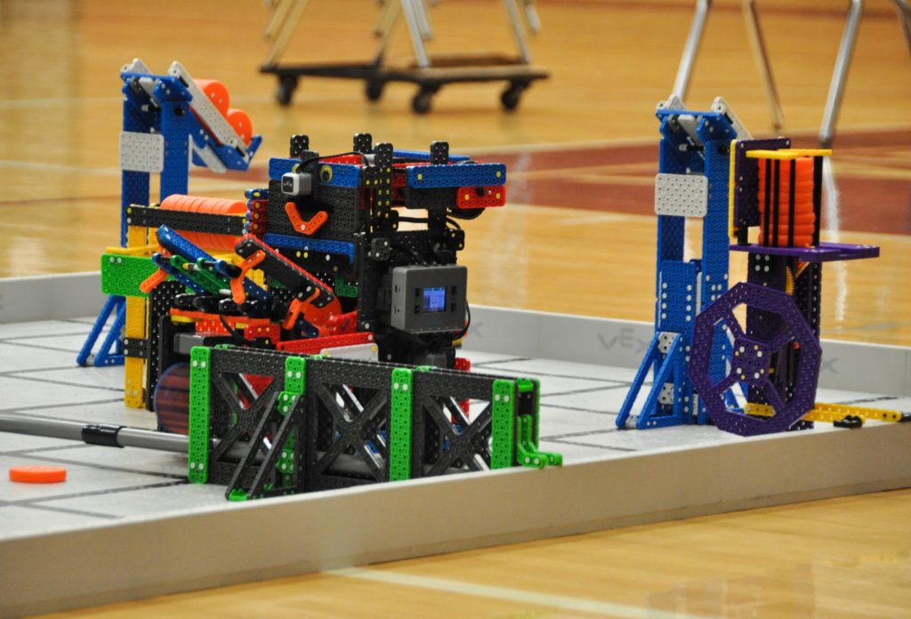 Governor Mifflin Intermediate School Hosts Interstate Robotics Competition
