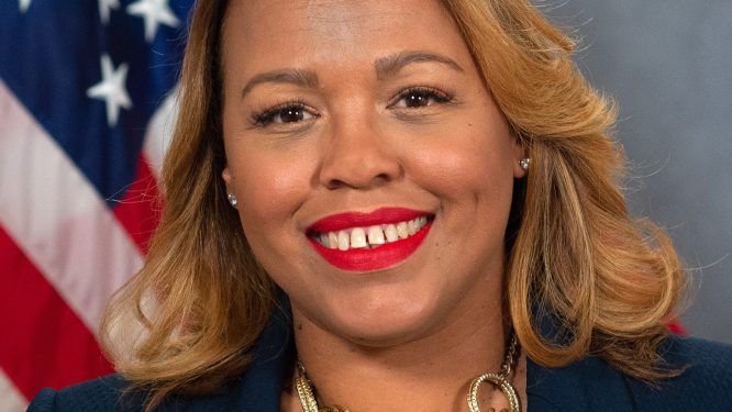 Cepeda-Freytiz to Host Free Vision Clinic