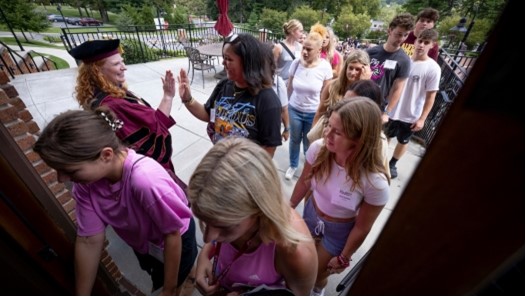 Alvernia Welcomes New Students to Campus