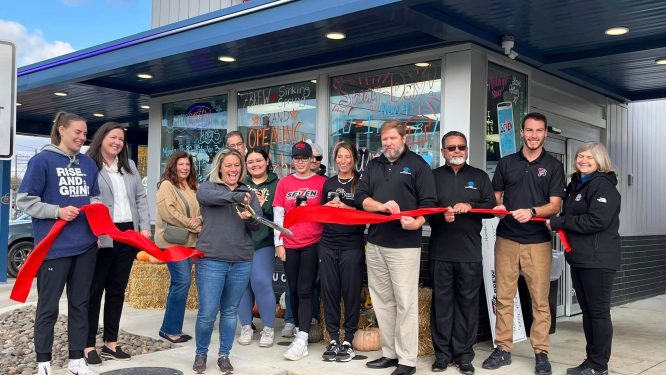 7 Brew Coffee Cuts Ribbon in Sinking Spring, Donates $2,000 to Olivet Boys & Girls Club