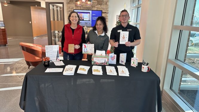 Discovery FCU Spreads Holiday Cheer Through Two Charitable Organizations