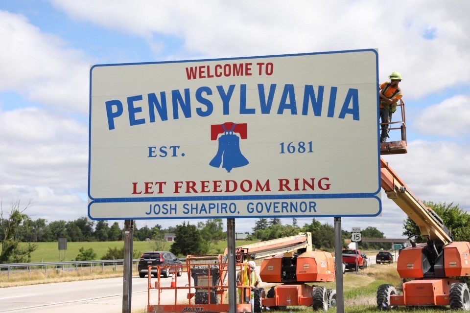 New Highway Welcome Signs & License Plates Celebrating PA as the Birthplace of American Democracy