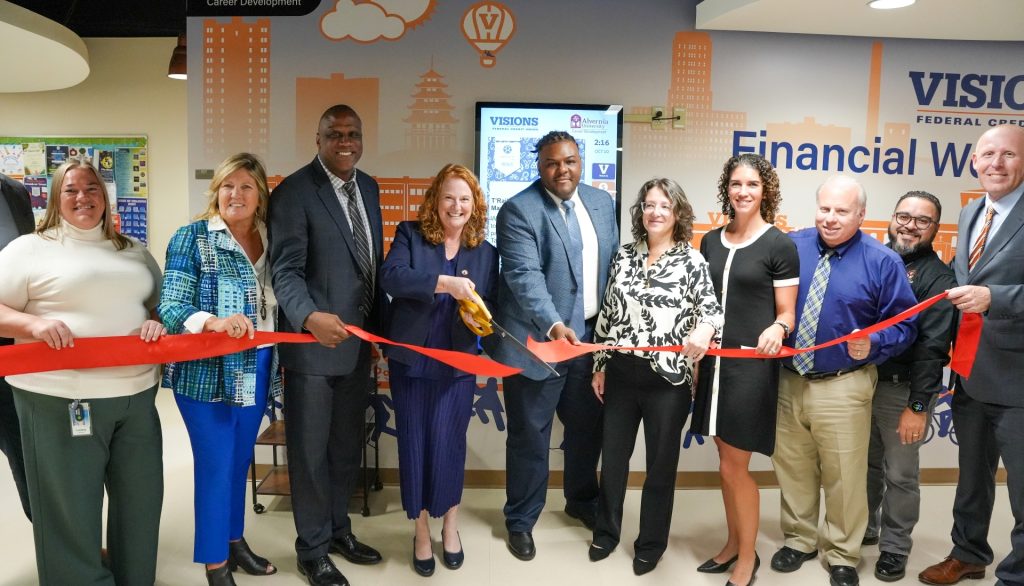 Alvernia Partners with Visions Federal Credit Union for Financial Literacy Education