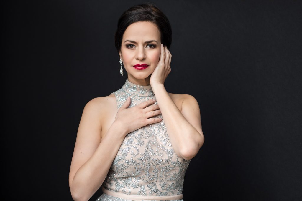 Broadway’s Mandy Gonzalez to Celebrate the Holidays at Kutztown University