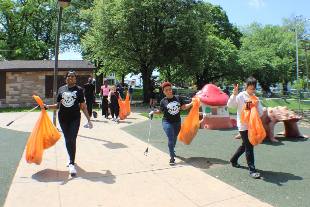 Barrio Neighbors Make the Change They Want to See