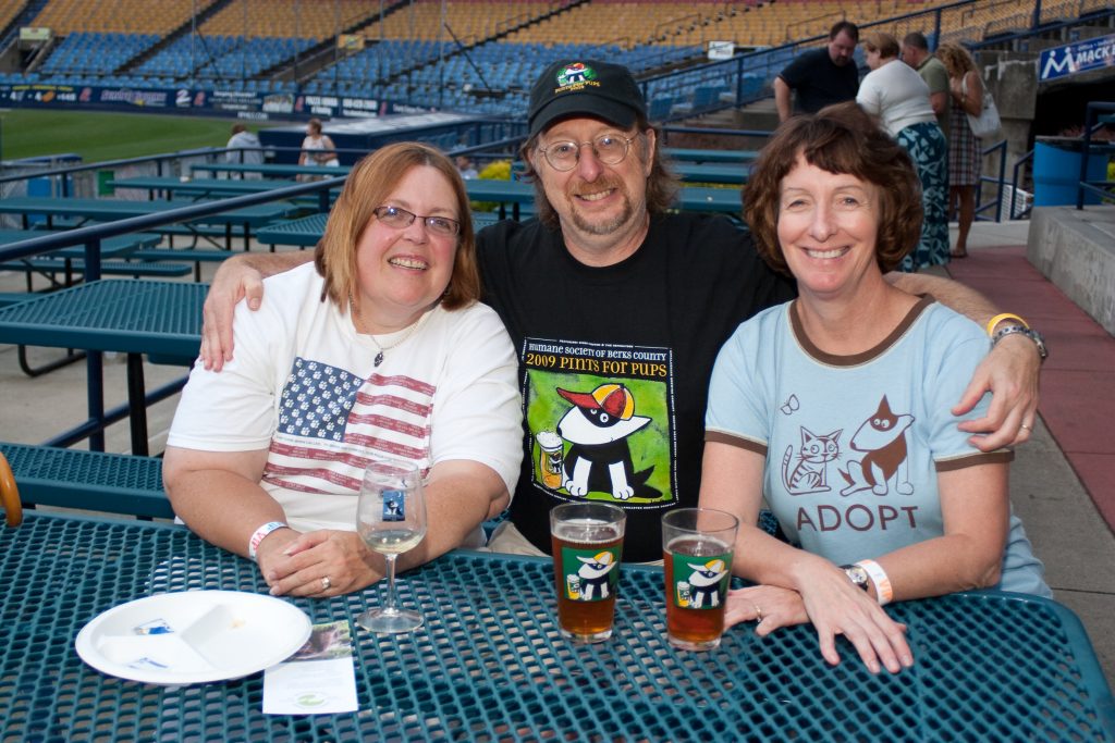 Pints for Pups: An Evening Under the Stars