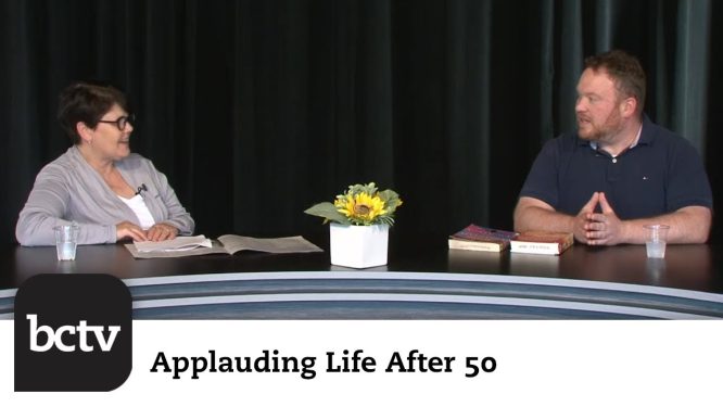 Summer Reading for Seniors | Applauding Life After 50