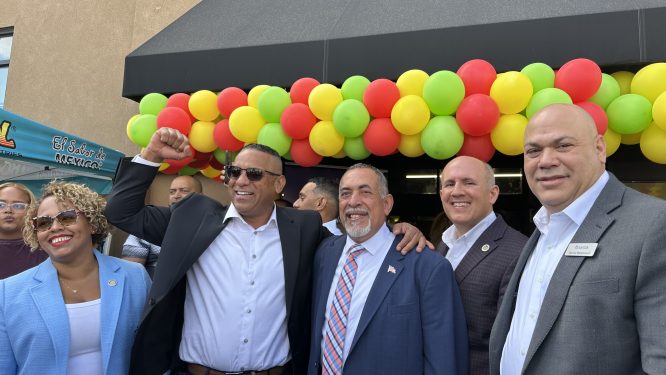 Ribbon Cutting for New Healthy, Affordable Market in Reading