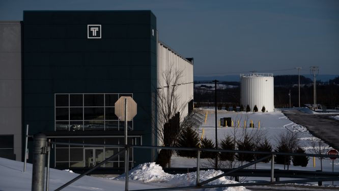 ICE Warehouse Has Years of Unresolved Construction Problems, Records Show