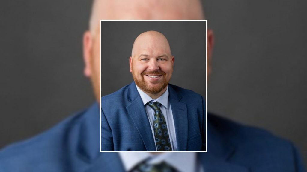 Tompkins Bank & Trust Hires Josh Oswald as Small Business Lending Manager